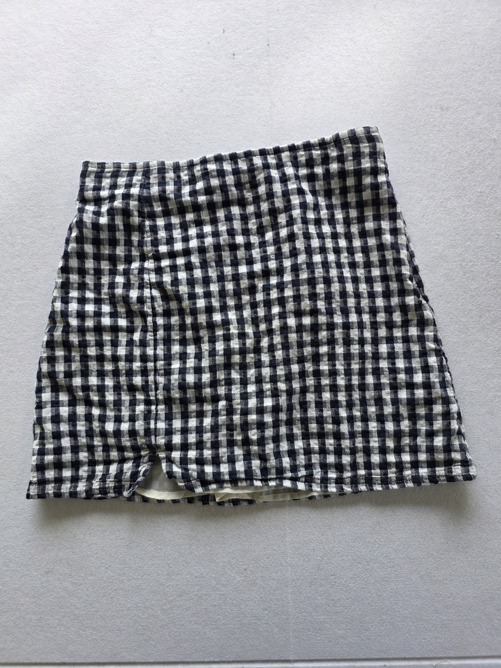 Preppy American Eagle Outfitters Navy and White Gingham Mini Skirt